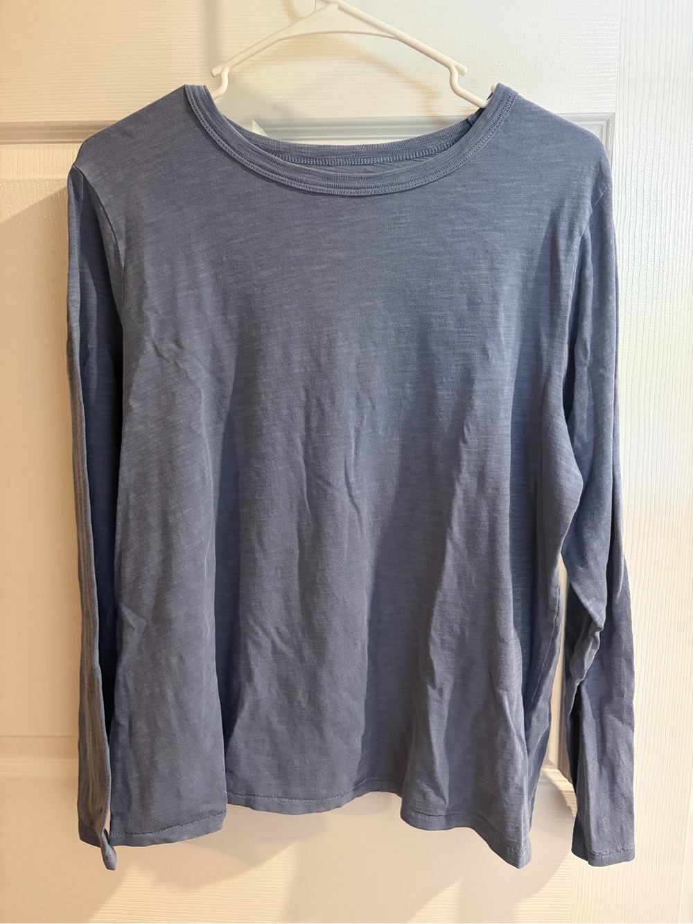 Women’s Old Navy Long Sleeve Tee
